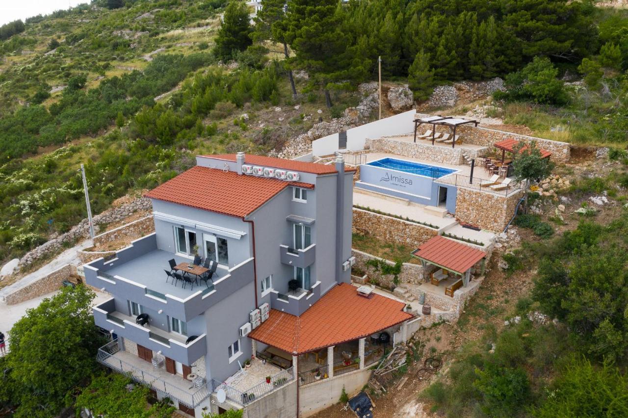 Exclusive Villa Almissa With Swimming Pool And Sea View Lokva Rogoznica Exterior foto